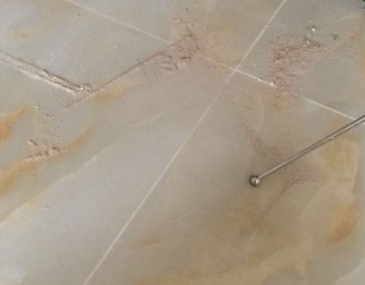 汉源瓷砖空鼓维修公司分享粘合剂选择不当在瓷砖铺贴过程中可能导致以下问题